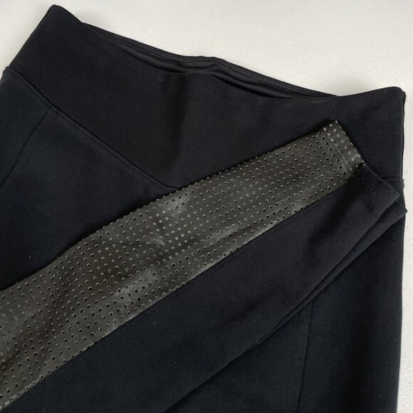 Spanx Perforated Leggings Women's Size Medium‎ Black Rayon Nylon Stretch Gym - Picture 1 of 14